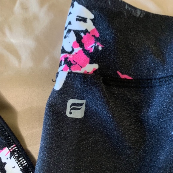 {FABLETICS} Leggings - Picture 3 of 6